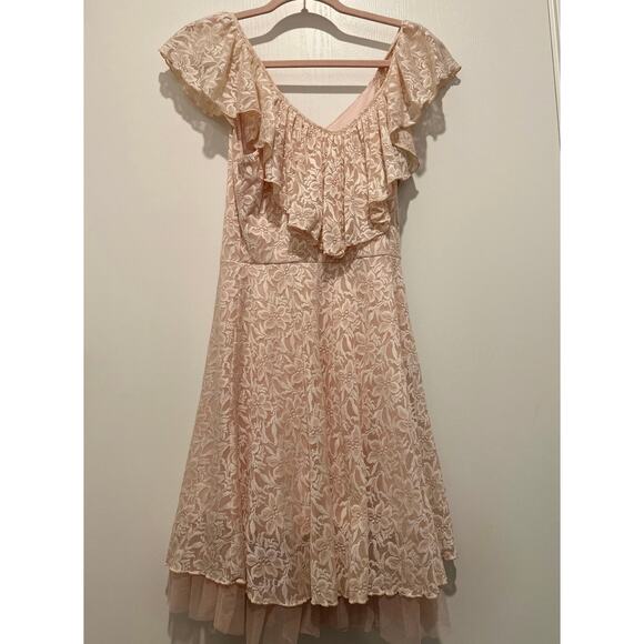 Host pick! Disney Cinderella lace dress - Picture 2 of 6